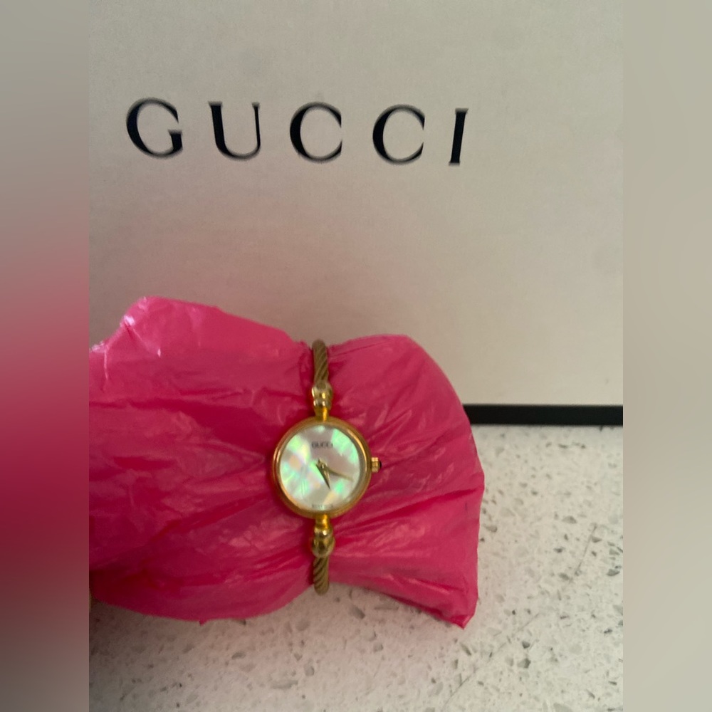 Gucci 2700L Watch